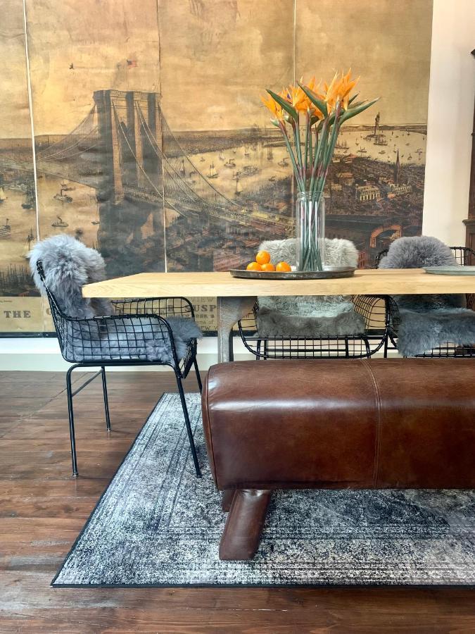 Loft 11 Stunning Luxury Nyc Loft Style Interior Designed 2Bd Apartment Excellent City Centre Location Mezzanine Cinema Room Designer Furniture Amazing Space Douglas Bagian luar foto
